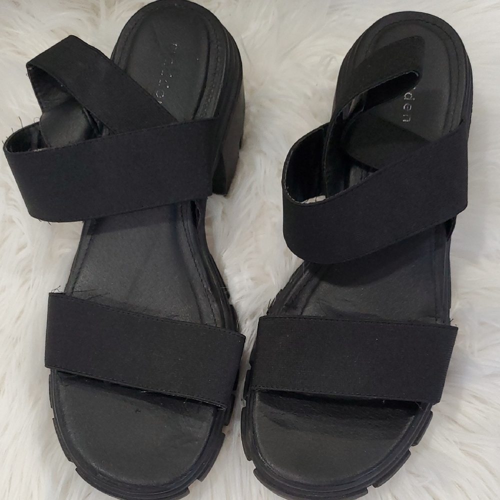 Y2k Madden Girl Black Retro  Chunky Heel  Sandals with Wide Straps